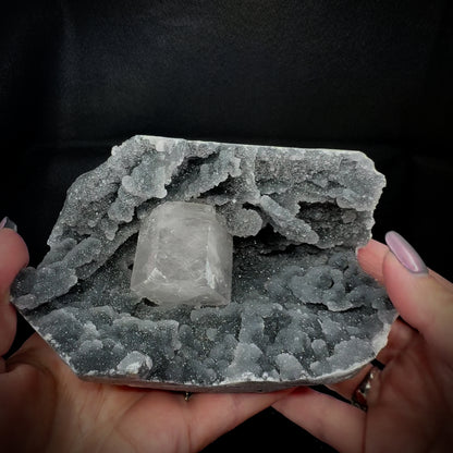 Sugar Quartz With Calcite