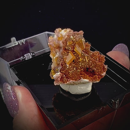 Wulfenite and Mimetite