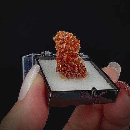 Vanadanite (in boxes)